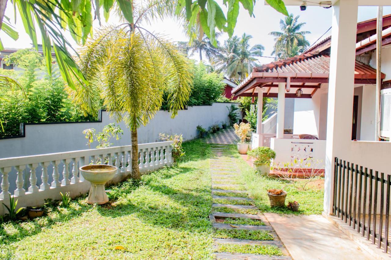 Murphy Cave Hotel Mirissa Exterior foto